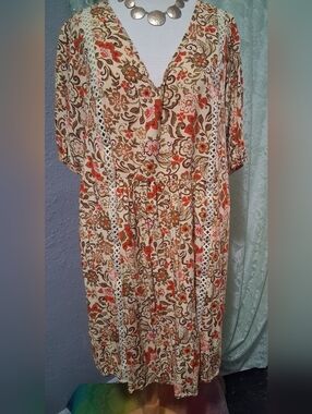 RUSTTY DUSTTY BABYDOLL Women's Floral V-Neck Mini Dress